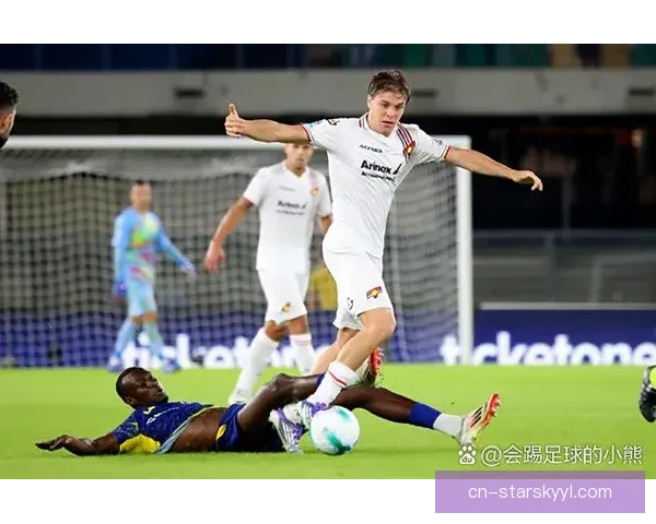 克雷莫内塞对阵热那亚首发看点